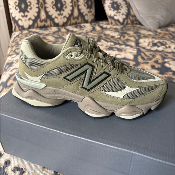 New Balance Men\'s Khaki and Gray Sneakers